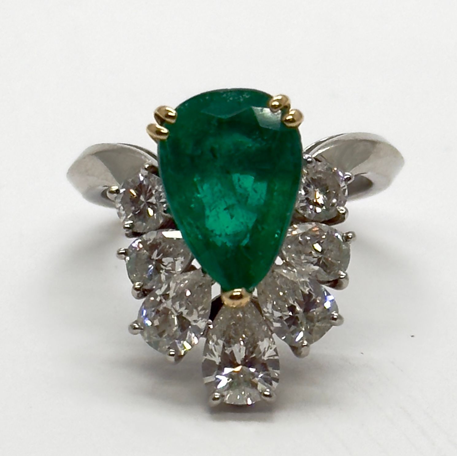 MAUBOUSSIN Colombian Emerald and Diamond Ring