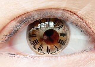 Two Weeks Disposable Toric Contact Lens 每兩星期更換式散光隱形眼鏡