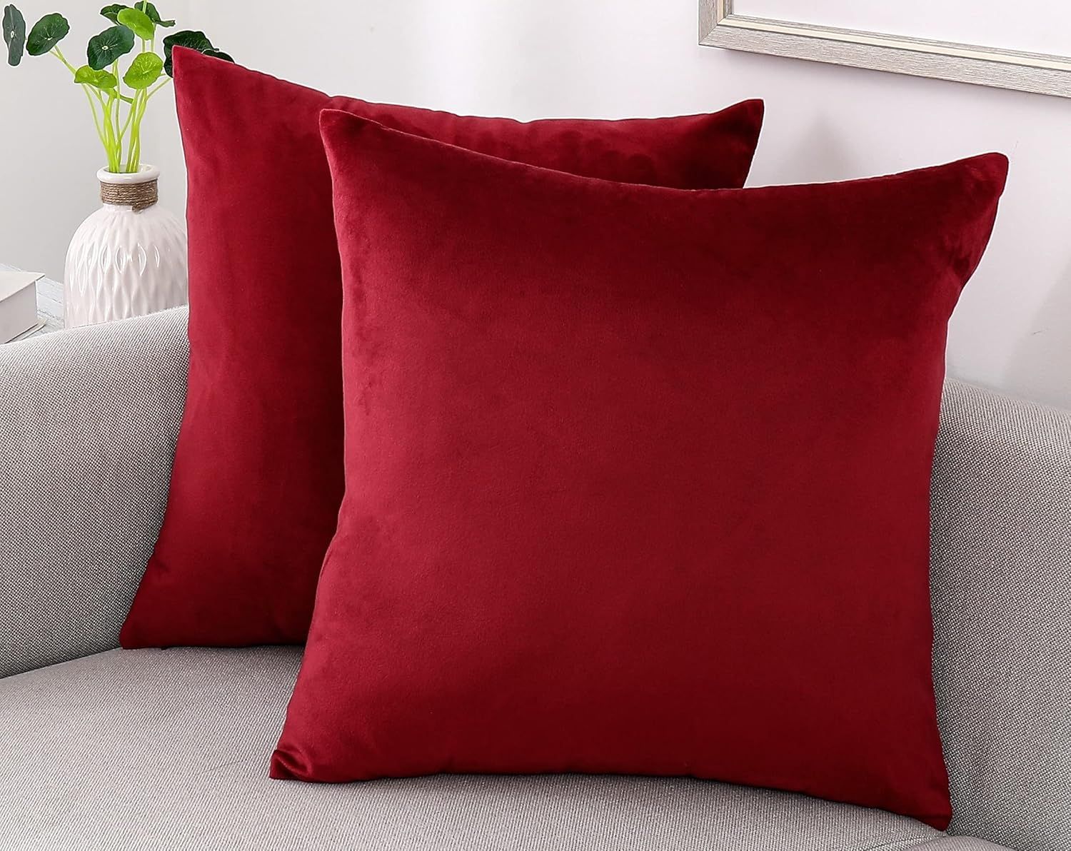 Crimson Velvet Throw Pillow 18" - Set of 2 Crimson Velvet Throw Pillow 18" - Set of 2