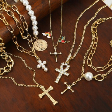 CROSS NECKLACE ASSORTMENT
