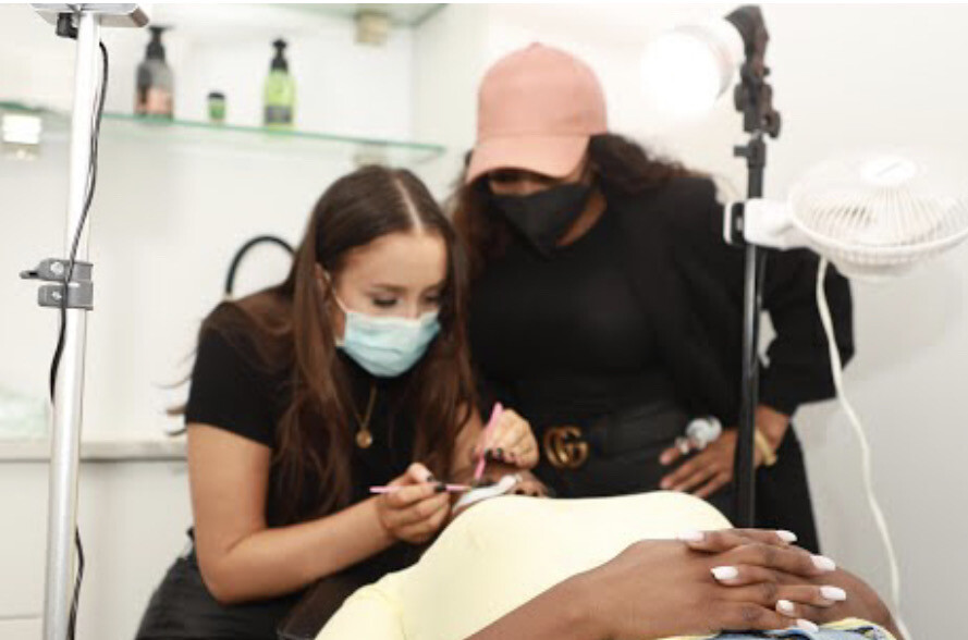 $3,000 (LA | ATL) 1 On 1 PERSONAL LASH TRAINING EXPERIENCE  (3 Day Beginner &amp; Advance Class) Deposit $500 Classic Hybrid &amp; Mega Volume Tops &amp; BOTTOMS. Photo Shoot &amp; Venders Info to start Private Label