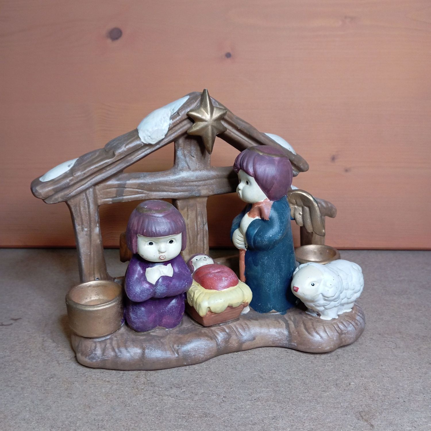 Presepe in terracotta con portacandela