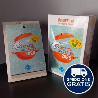 Calendario Culinario 2026 con supporto legno “una ricetta tira l’altra” Calendario Culinario 2026 con supporto legno “una ricetta tira l’altra”
