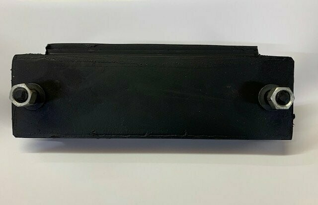 T84 - Insulator Oblong Mount
