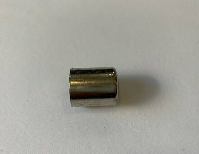 T84 - Oil Retaining Cap - 2nd & 3rd Shift Rail