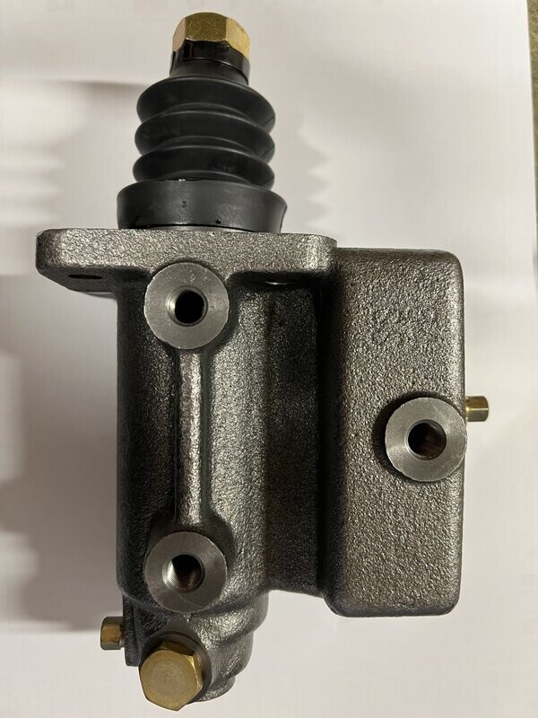 GMC - Master Cylinder