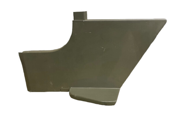 Right Hand Repair Panel with Step