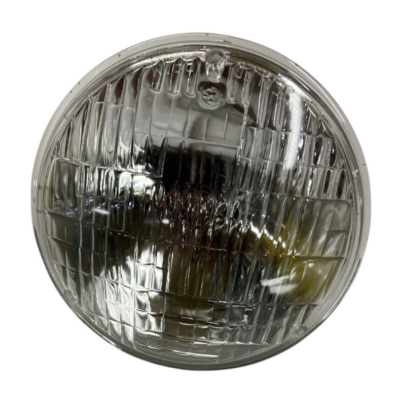Sealed Beam Headlight Unit - 6 Volt