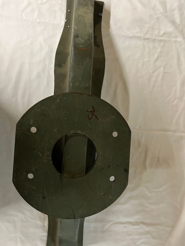 Middle Crossmember with Machine Gun Mount Middle Crossmember with Machine Gun Mount