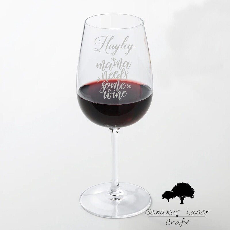 Fun Personalised &quot;Mama needs some wine&quot; Large 49cl wine glass glass. Great Birthday and Christmas Gift for a Friend or loved one. WGB61