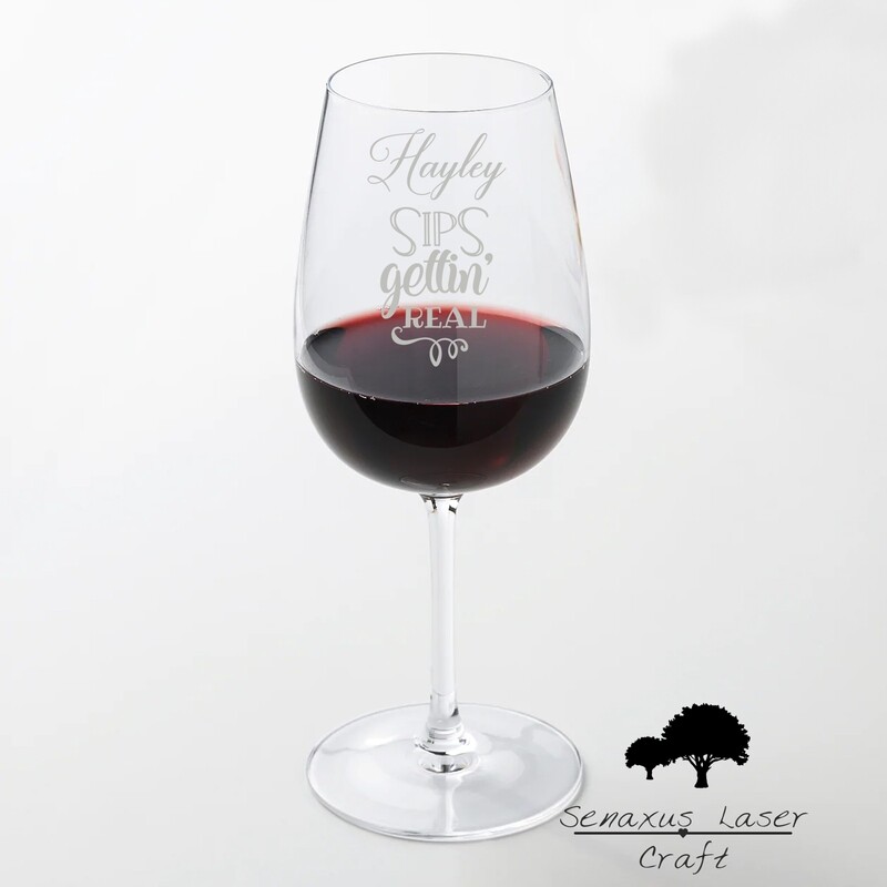 Fun Personalised &quot;Sips gettin real&quot; Large 49cl wine glass glass. Great Birthday and Christmas Gift for a Friend or loved one. WGB66