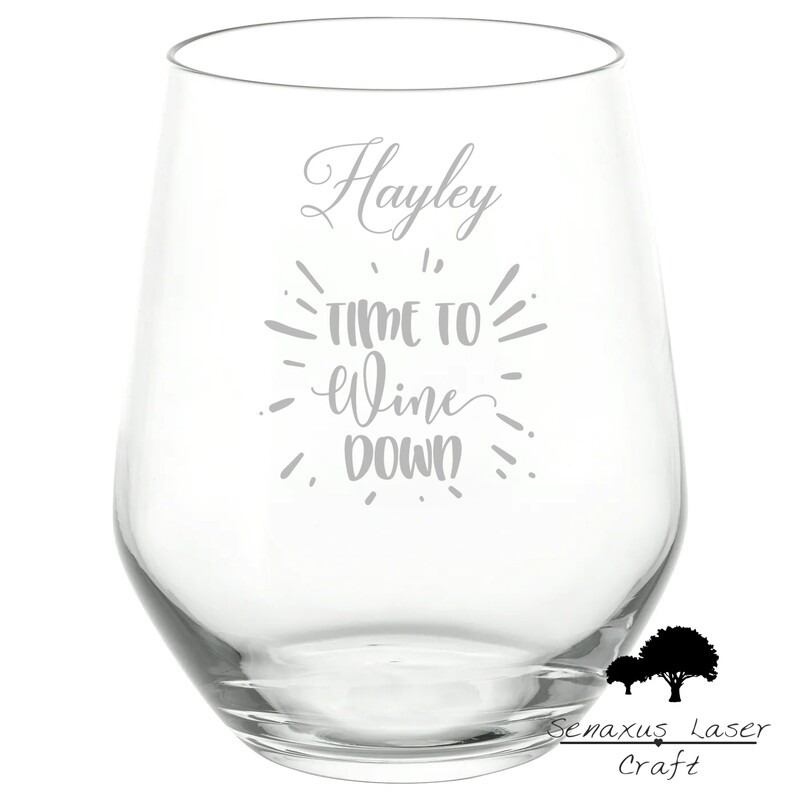 Personalised &quot;Time To Wine Down&quot; Funny Wine Quote stemless wine/spirit Glass. Great Gift for All Occasions