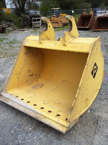 60 INCH CLEANUP BUCKET for CAT 235