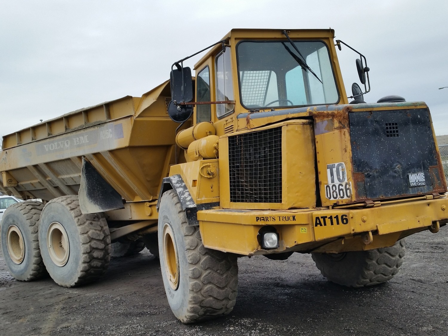 1989 Volvo A25 Articulated Truck