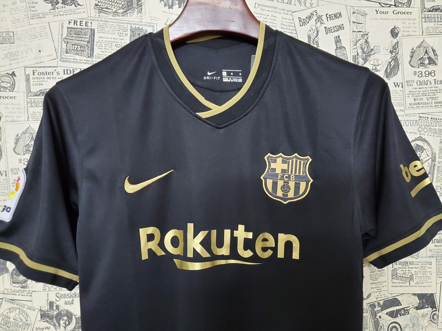 wolverhampton 3rd kit