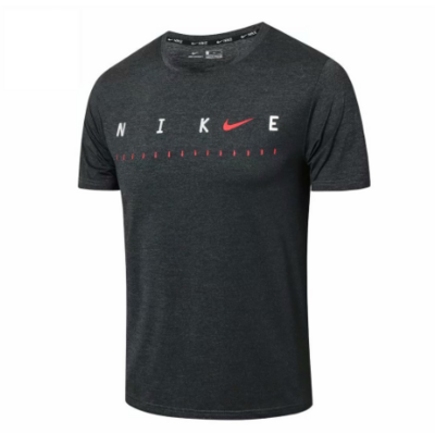 Camiseta Nike Esportiva preto cinza