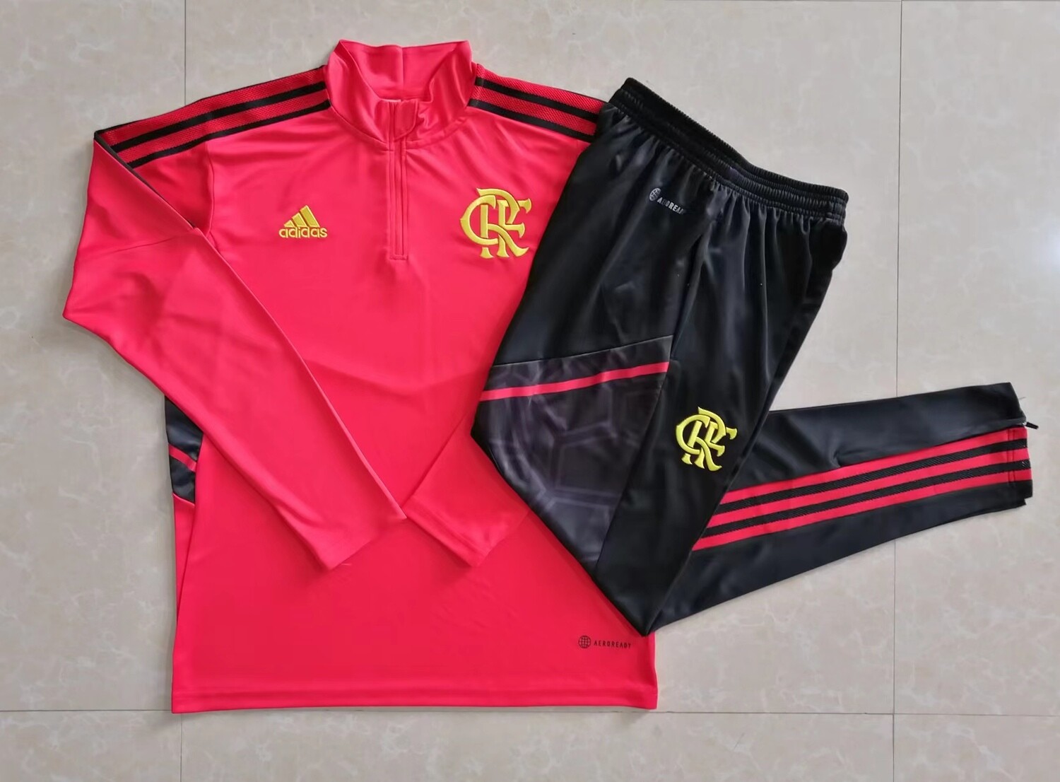 Conjunto agasalho Flamengo Adidas 2022/23