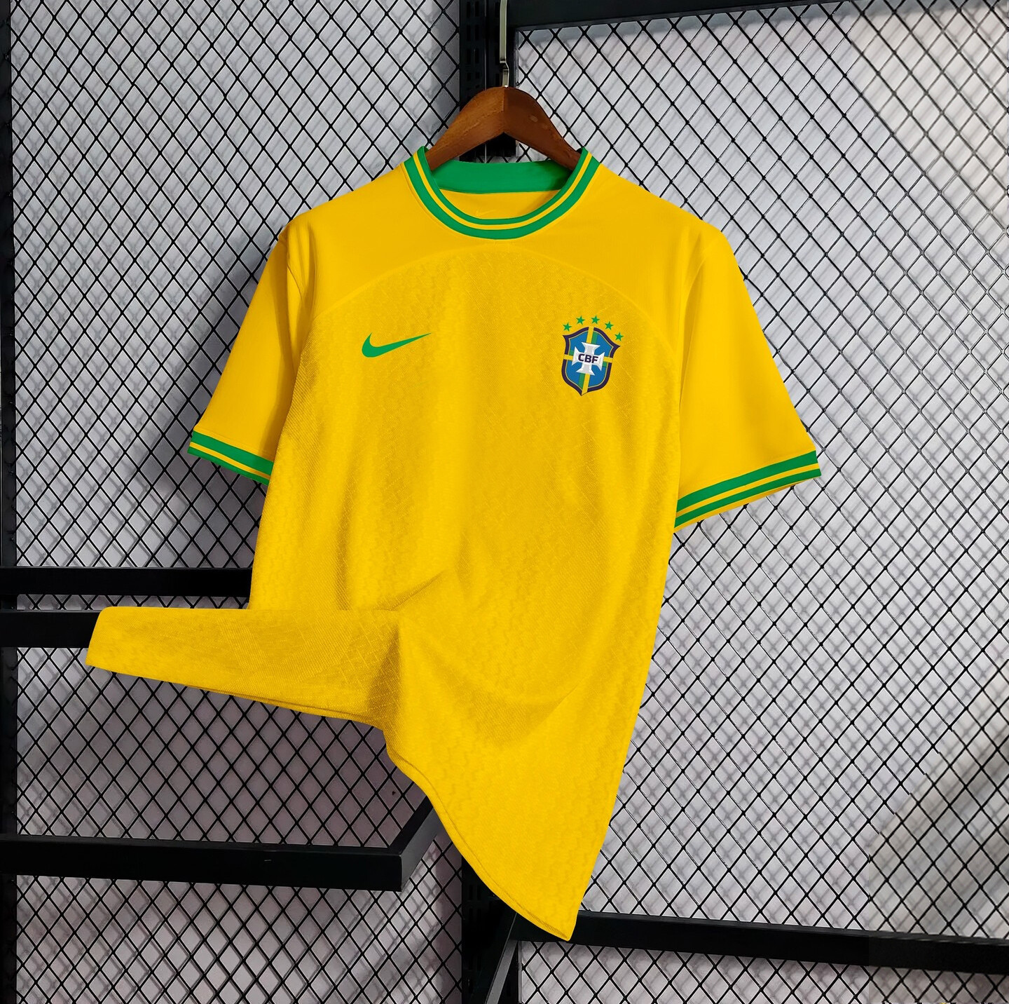 Camisa Brasil Edição Especial Amarela  2022 Versão Torcedor