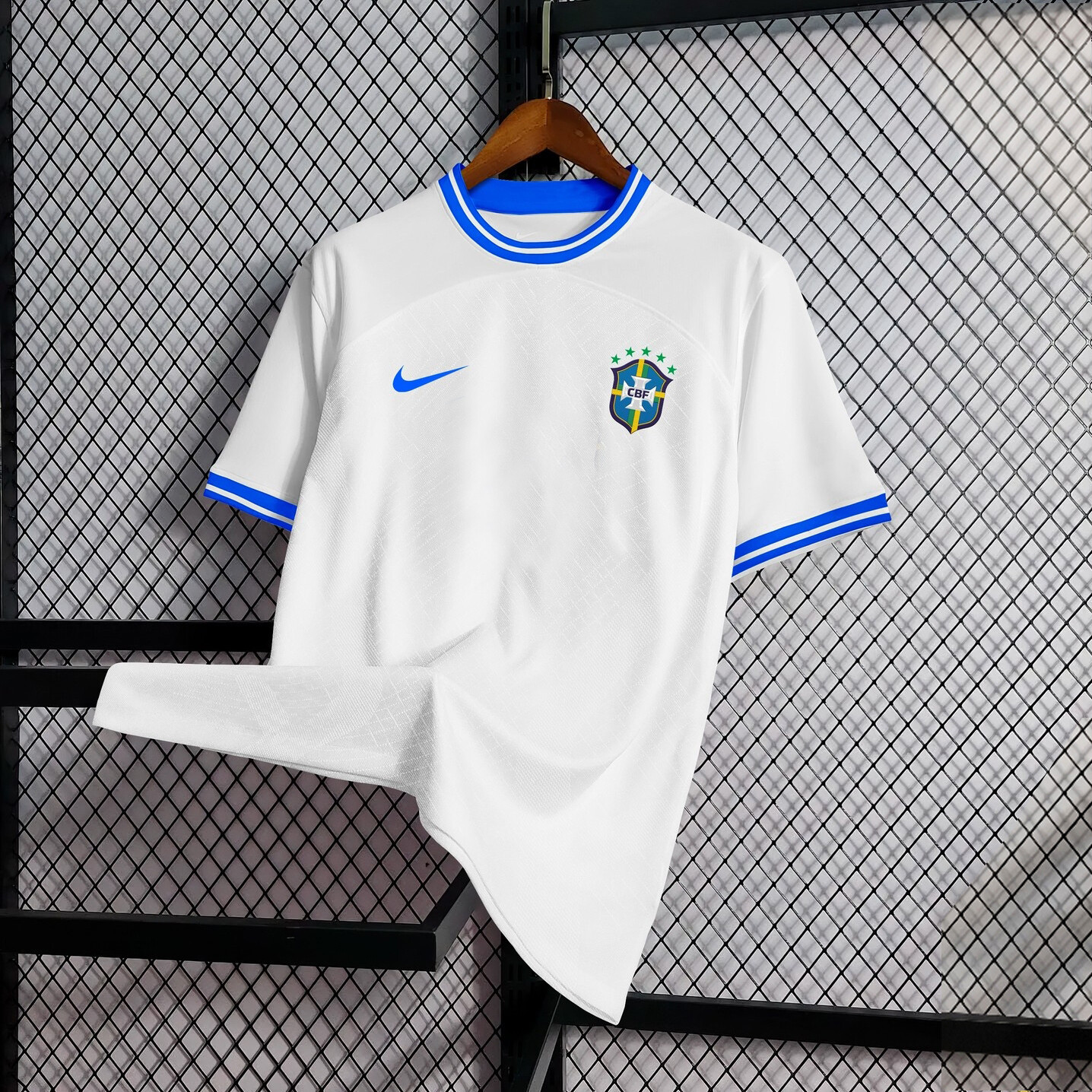 Camisa Brasil Edição Especial Branca  2022 Versão Torcedor