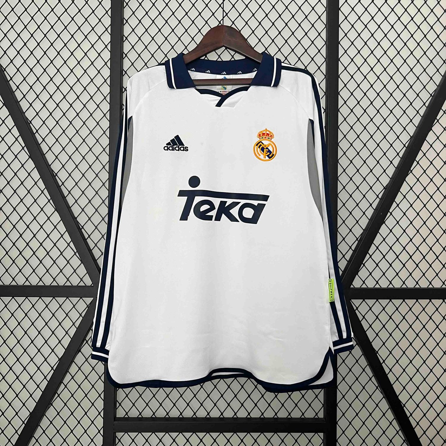 Camisa Real Madrid 2000/01 Manga  Longa