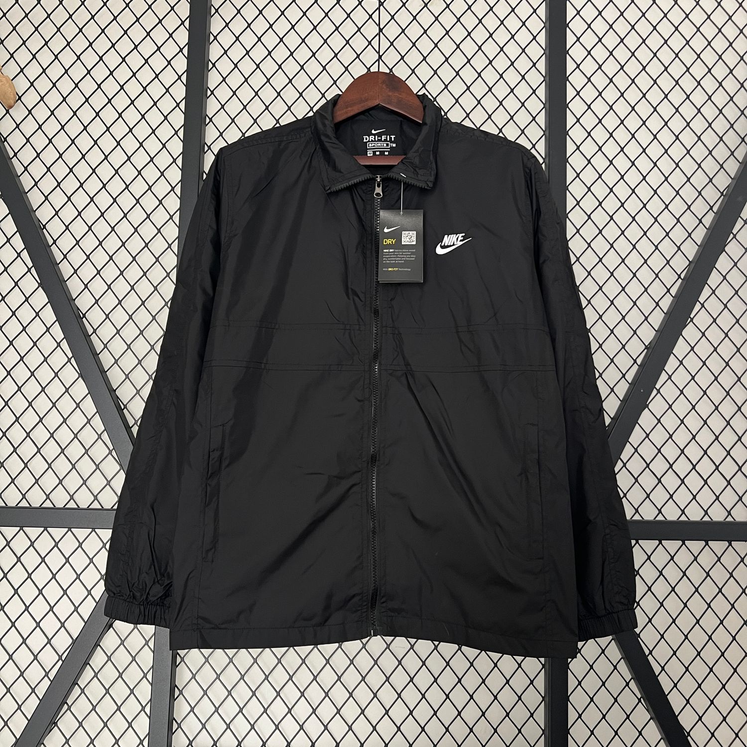 Agasalho Corta Vento Nike Preto