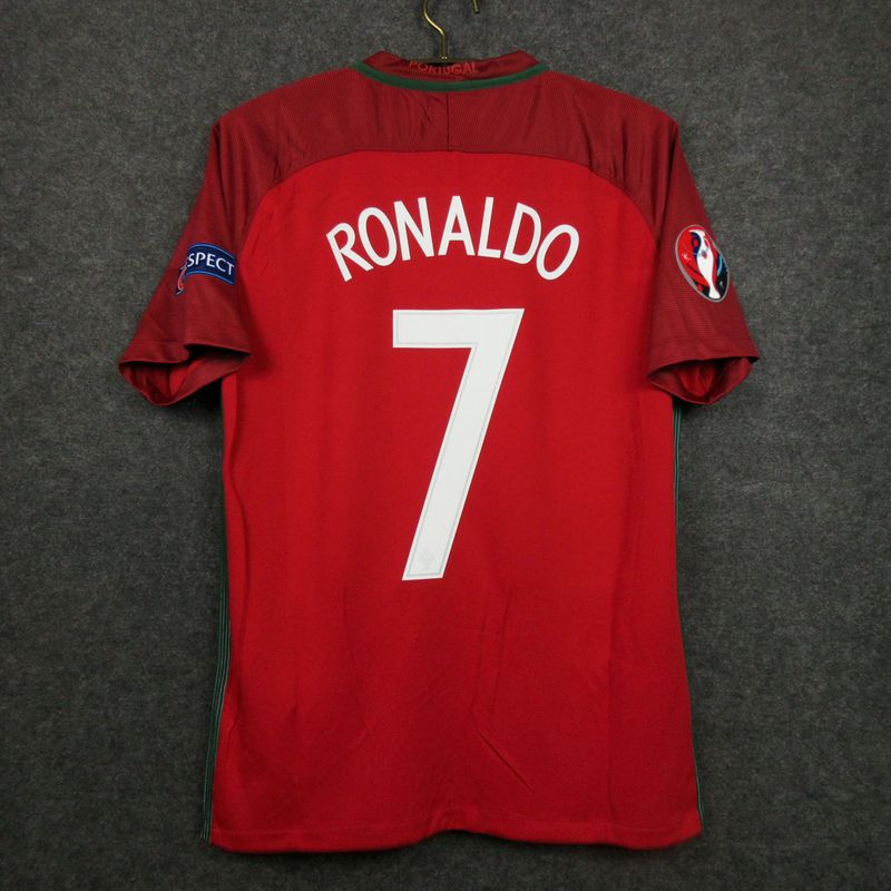 Camisa Retrô Portugal 2016 Home Ronaldo 7 + Patch
