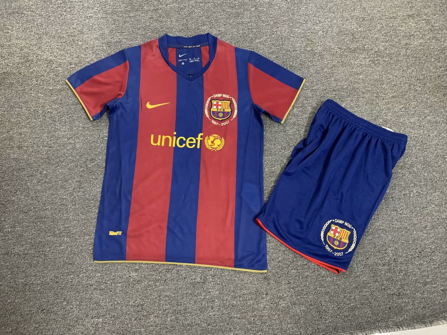 kit Camisa Kids Retro Barcelona 2007/08 Home