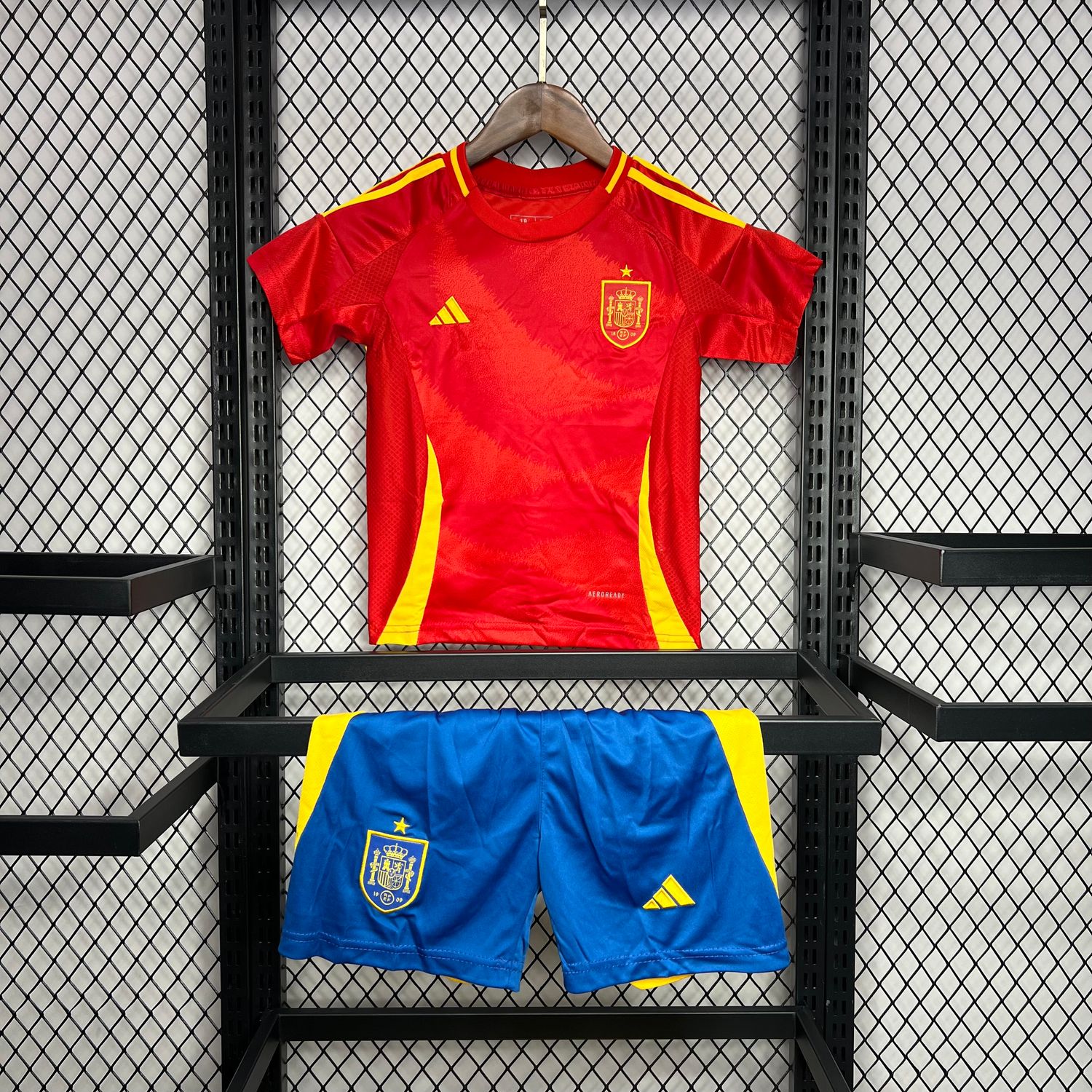 Kit Camisa  Infantil Espanha Home 2024/2025 + Short