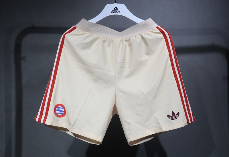Short  Bayern de Munique 2024/2025 Versão Jogador