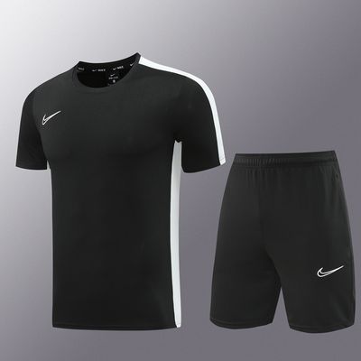 Kit Camiseta Nike +Short