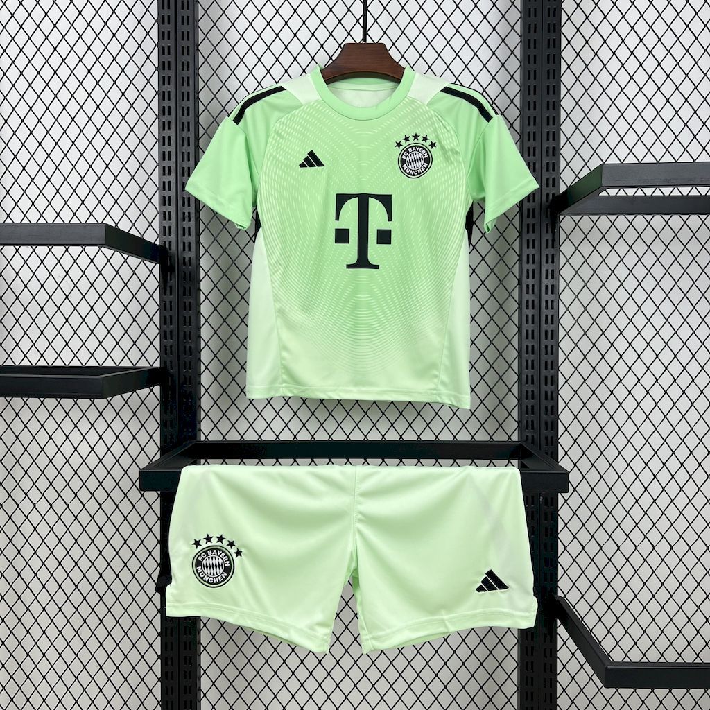 Kit Infantil Bayern de Munique  2025/2026 Camisa + Short Goleiro