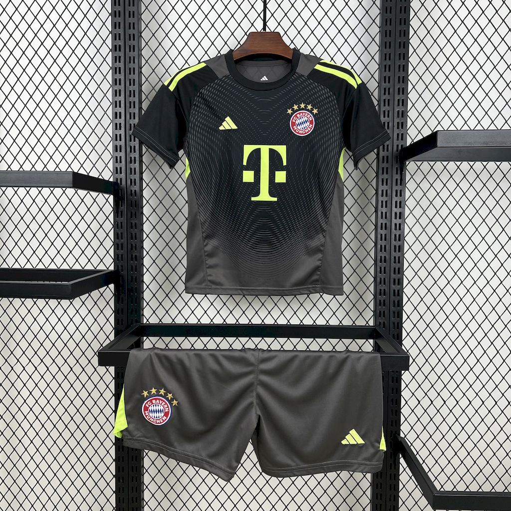 Kit Infantil Bayern de Munique  2025/2026 Camisa + Short Goleiro