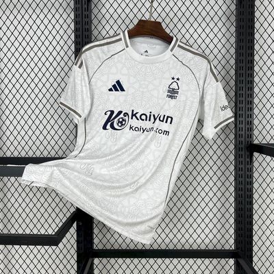 Camisa Nottingham Forest 2025/2026 Torcedor