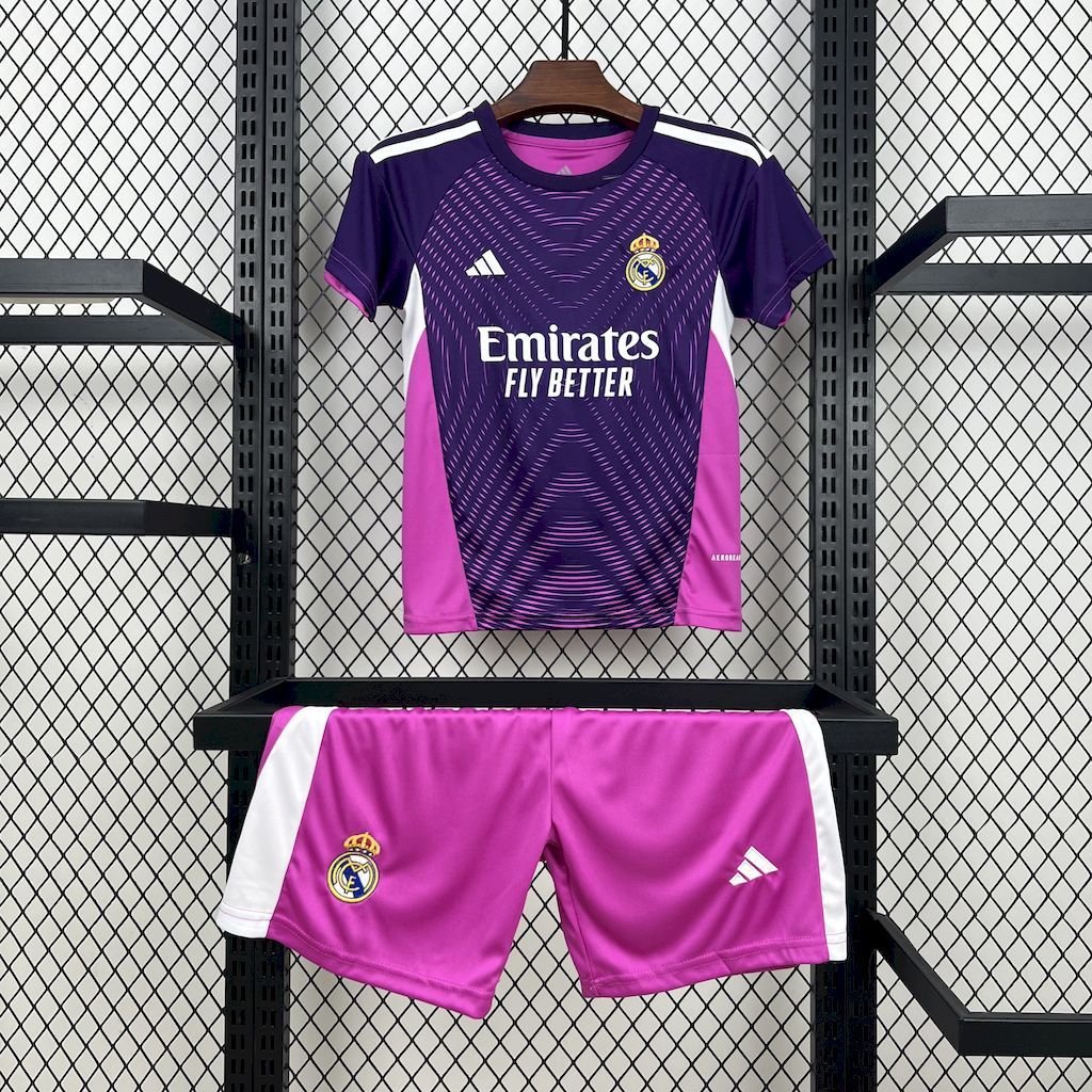 kit Camisa Infantil Real Madrid 2025/2026 Goleiro
