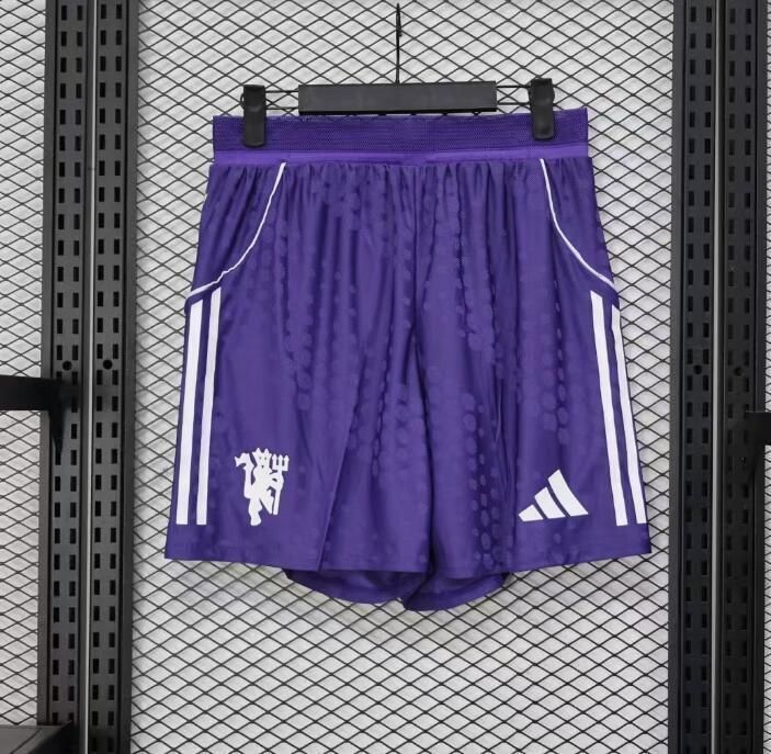 Short Manchester United 2025/2026 Versão Jogador