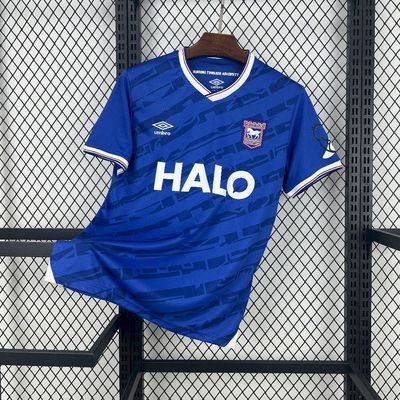 Camisa Ipswich Town 2025/2026 Torcedor Camisa Ipswich Town 2025/2026 Torcedor
