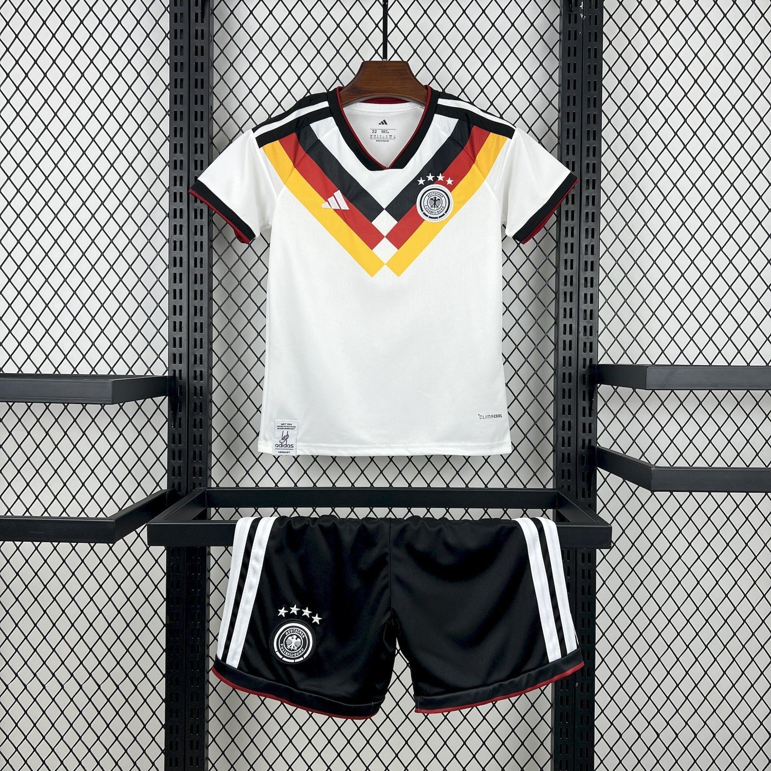 Kit Camisa  Infantil Seleção da Alemanha  2026 + Short Copa do Mundo