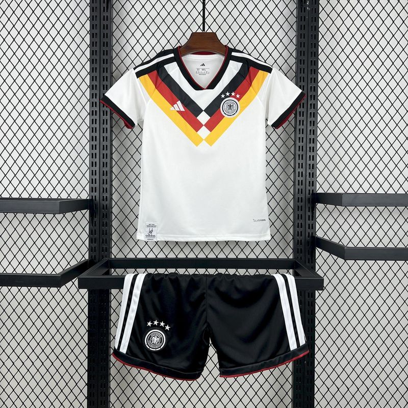 Kit Camisa Infantil Seleção da Alemanha 2026 + Short Copa do Mundo Kit Camisa Infantil Seleção da Alemanha 2026 + Short Copa do Mundo