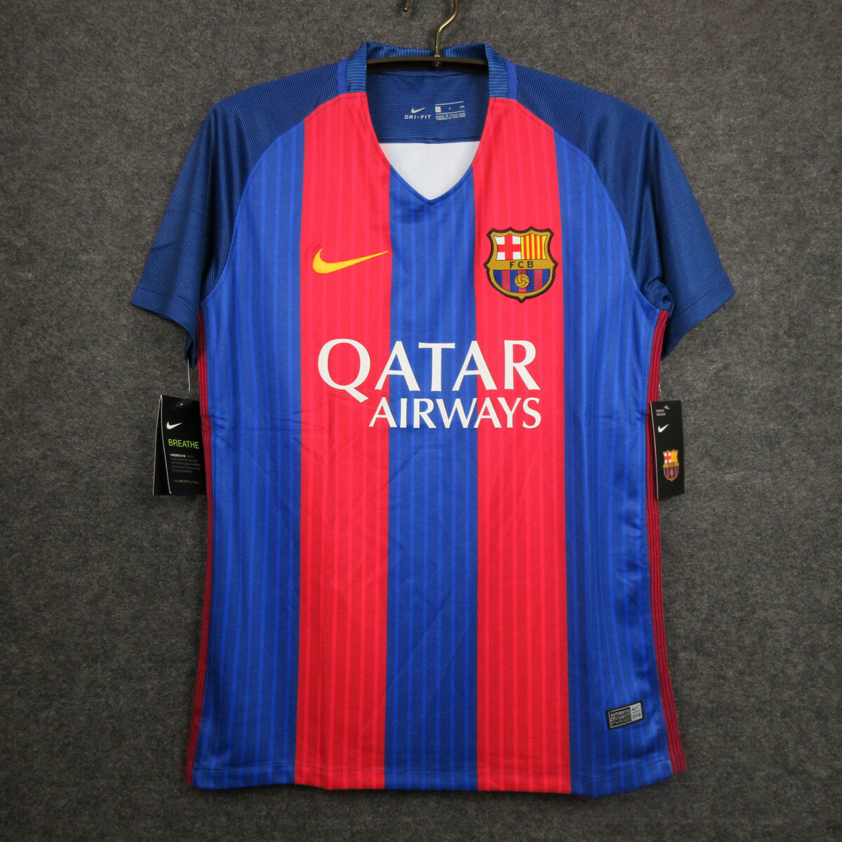 Camisa Retro Barcelona 2016/2017 Camisa Retro Barcelona 2016/2017