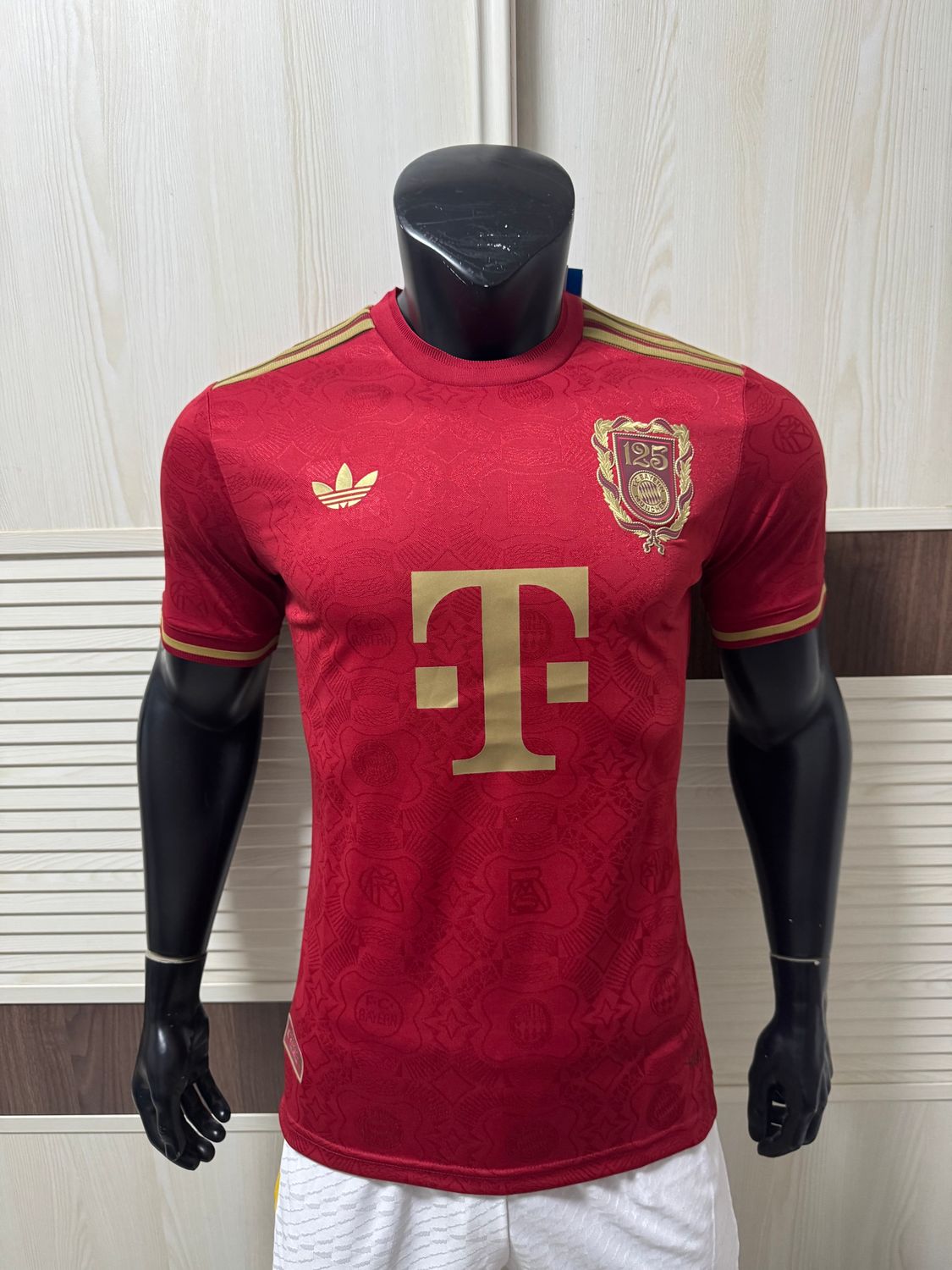 Camisa Bayern de Munique 125 Anos 2025-2026 Jogador