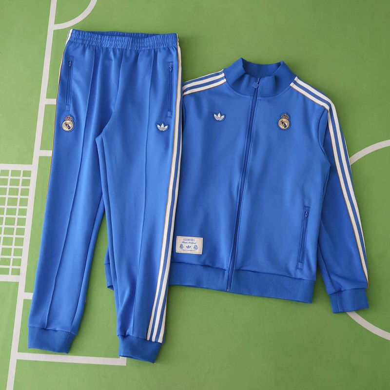 Conjunto Real Madrid 2025 Blusão e Calça - Treino Masculino - com Zíper Conjunto Real Madrid 2025 Blusão e Calça - Treino Masculino - com Zíper