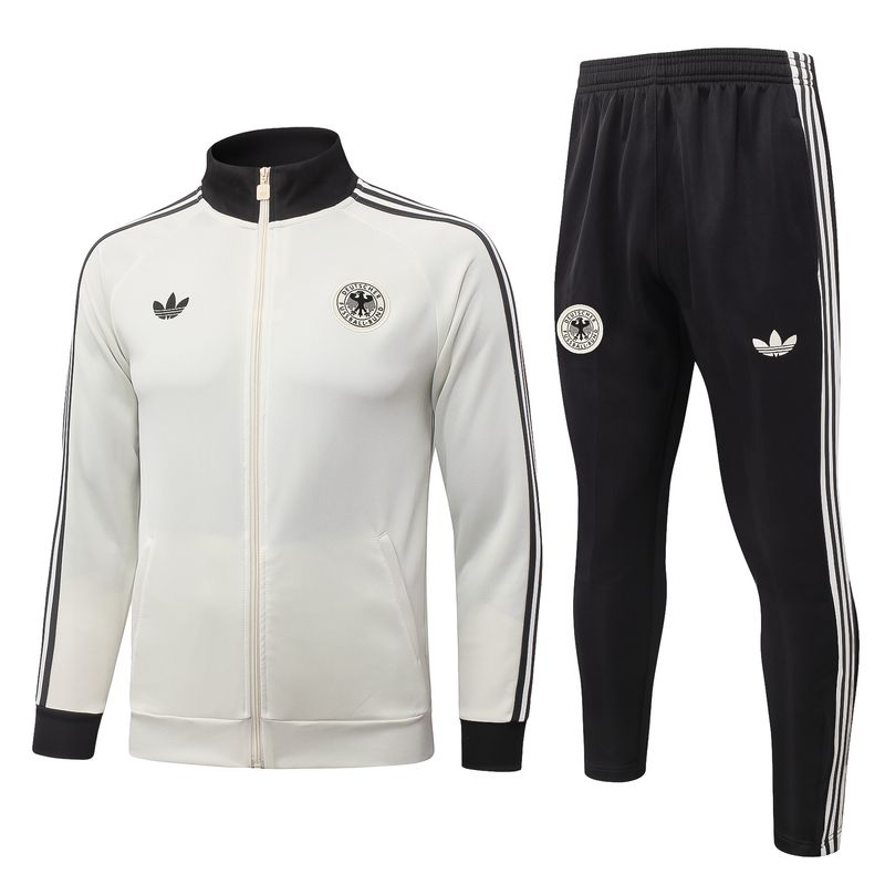 Conjunto Alemanha 2026/27 Blusão e Calça - Treino Masculino - com Zíper Conjunto Alemanha 2026/27 Blusão e Calça - Treino Masculino - com Zíper