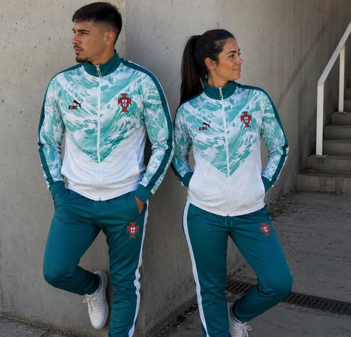 Conjunto Seleção Portugal king 2026/2027 Blusão e Calça - Treino Masculino - com Zíper Conjunto Seleção Portugal king 2026/2027 Blusão e Calça - Treino Masculino - com Zíper
