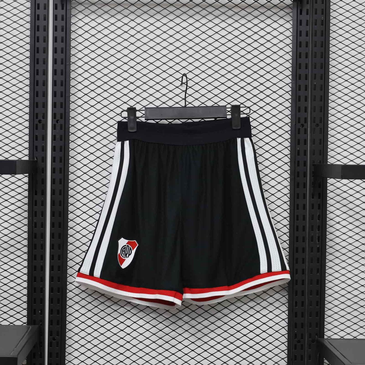 Calção River Plate 2026/27 Masculino Versão Jogador Calção River Plate 2026/27 Masculino Versão Jogador
