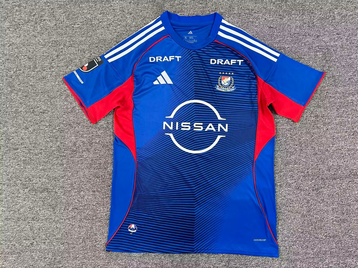 Camisa Yokohama F. Marinos Home 2026/2027 Camisa Yokohama F. Marinos Home 2026/2027