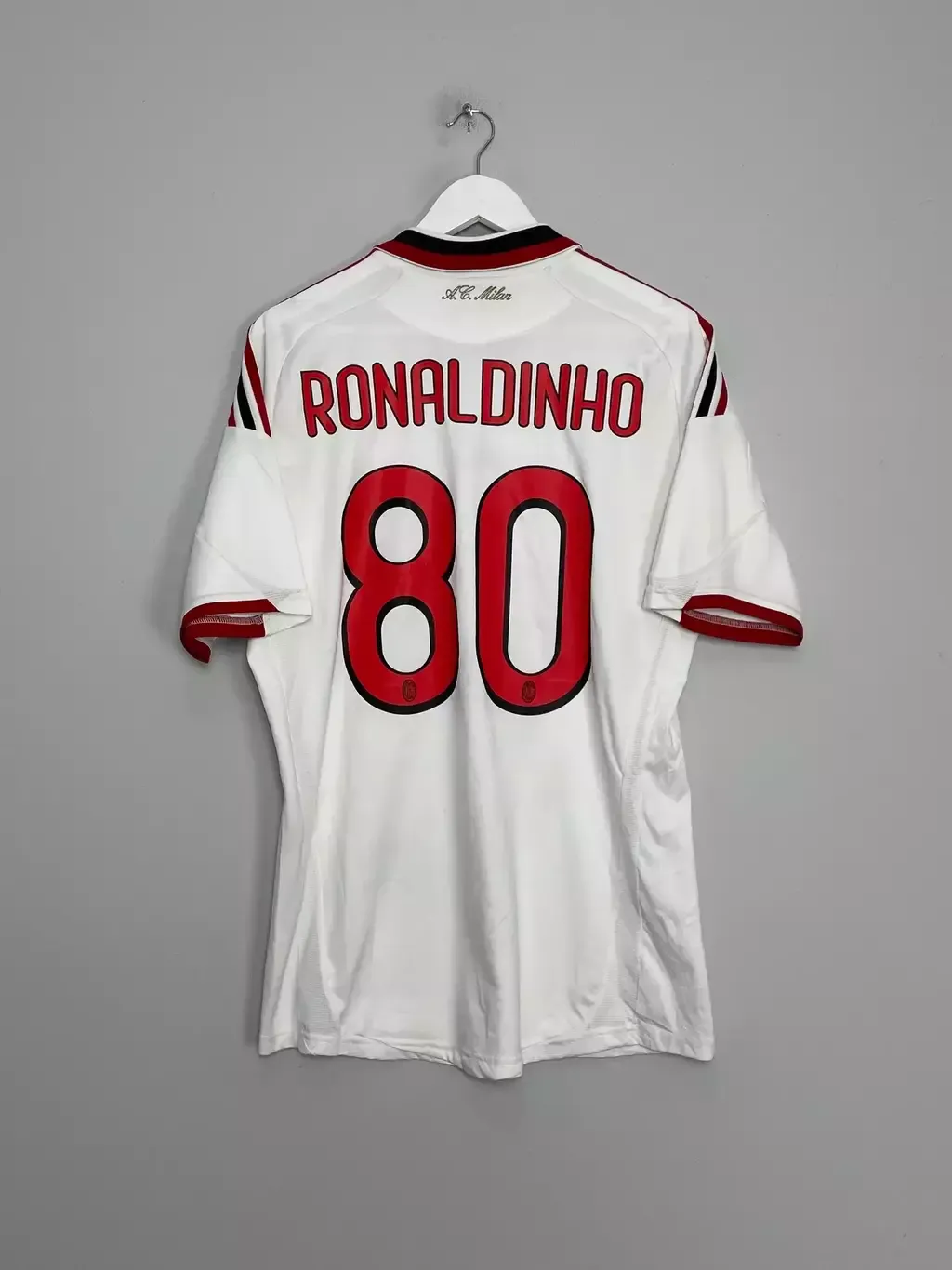 Camisa Milan 2009/2010 II Retrô Ronaldinho Camisa Milan 2009/2010 II Retrô Ronaldinho