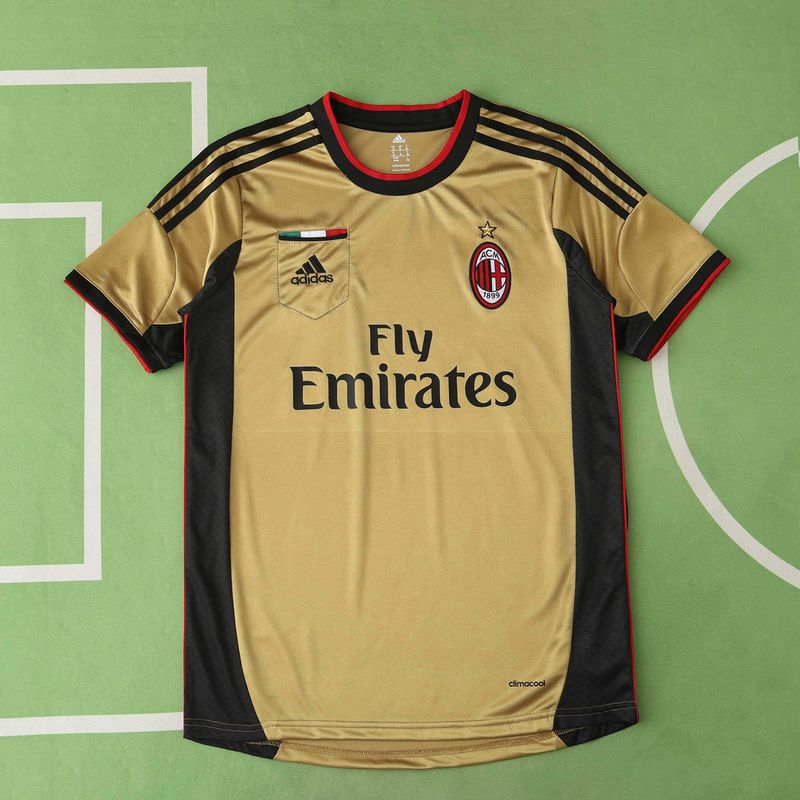 Camisa AC Milan Retro 2013/2014 Third Camisa AC Milan Retro 2013/2014 Third