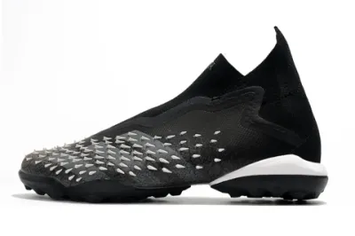 Chuteira Society ADIDAS Predator Freak+ Superstealth Preto Chuteira Society ADIDAS Predator Freak+ Superstealth Preto