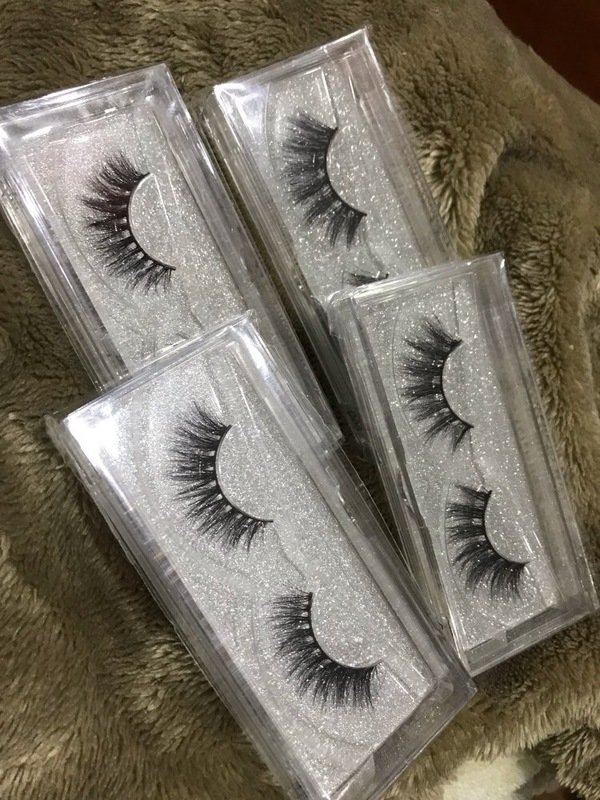 “Honey” Mink Lashes