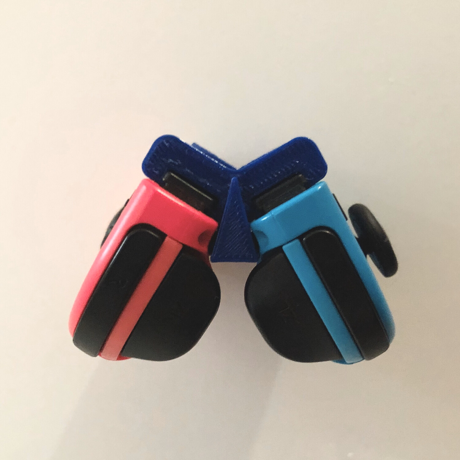 One Hand Switch Gauche PLUS 👈 (V3+)